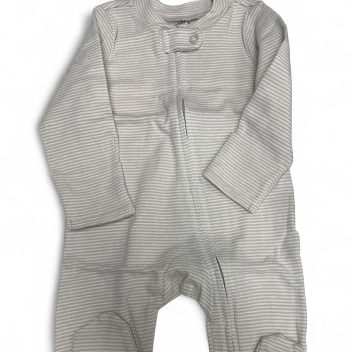 2 carters grey white