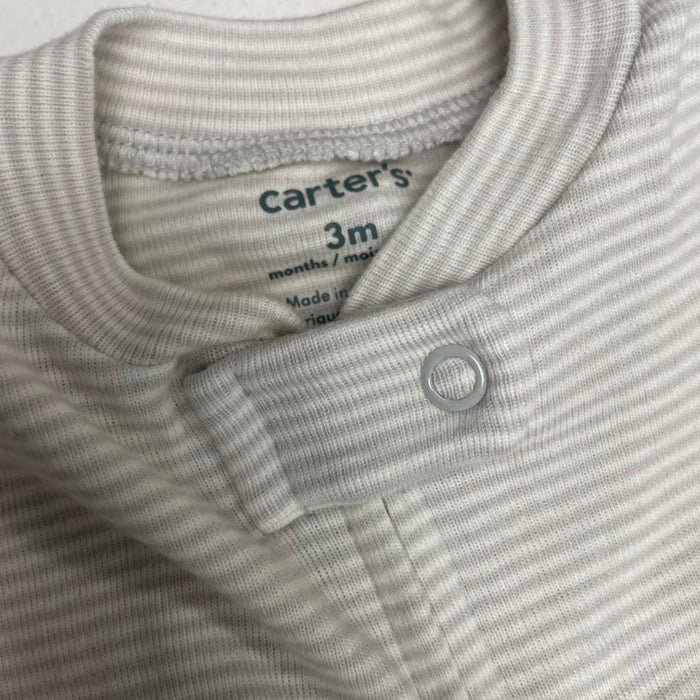 2 carters grey white