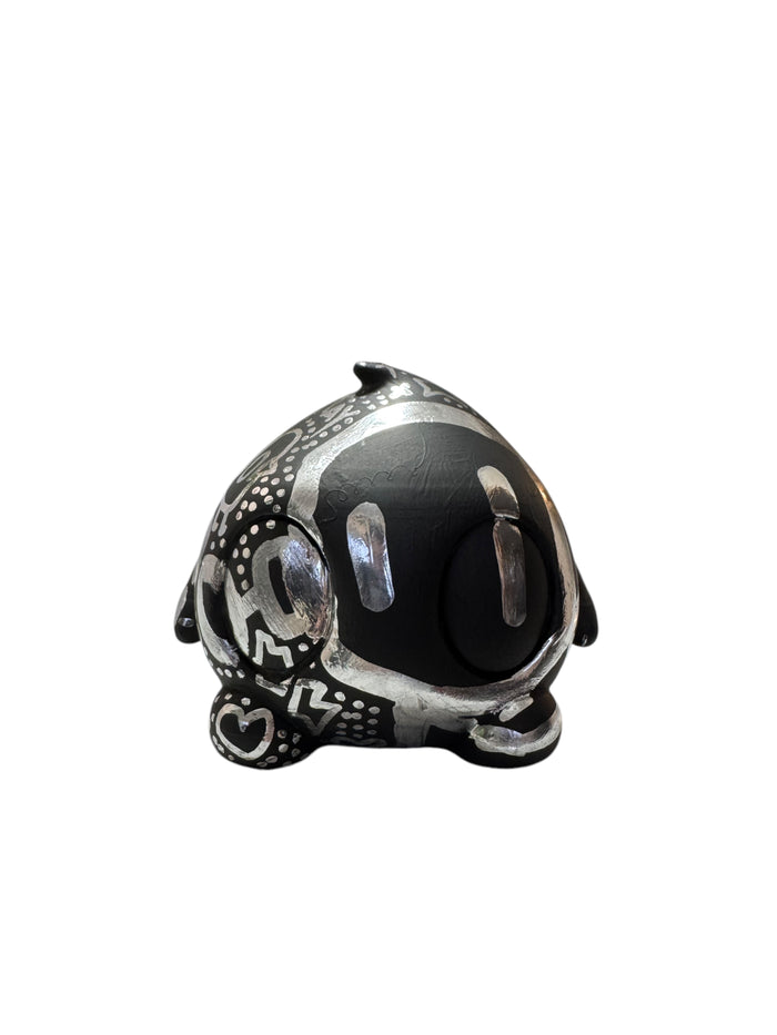 Bite Me - No biting XL by Chris RWK, a black and silver 3D resin-printed animal figurine, part of a limited edition art toy collection.