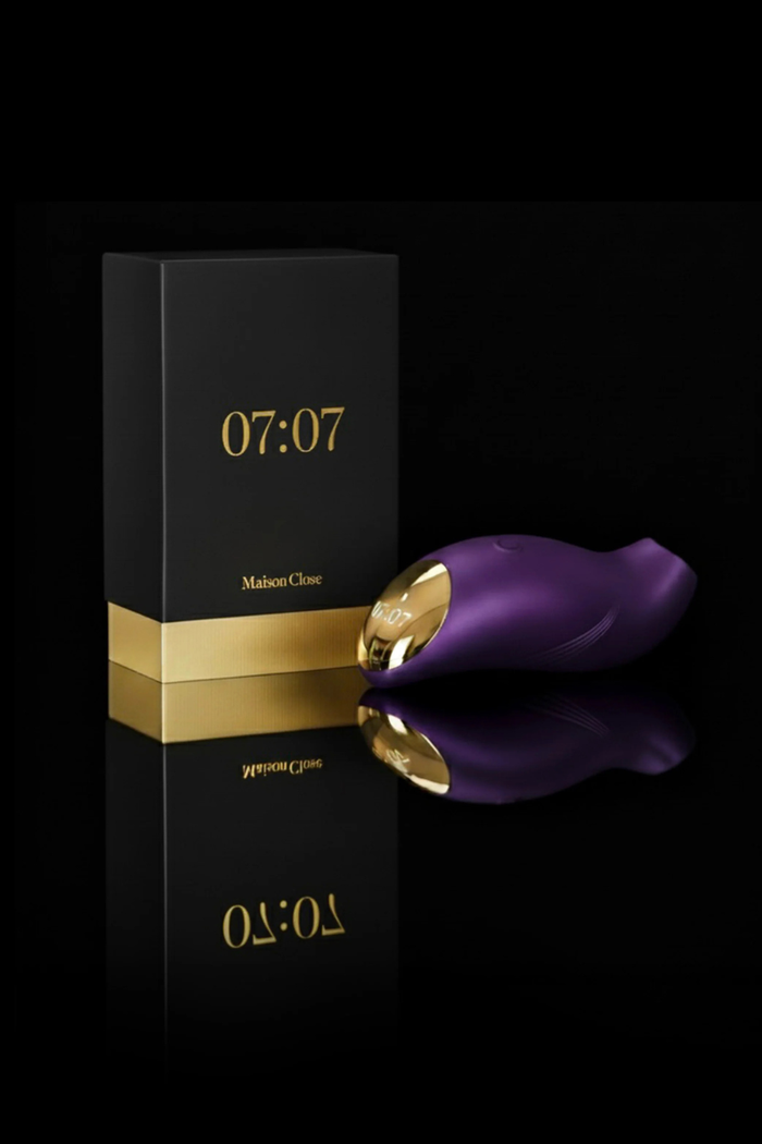 Maison Close 07:07 Silicone Stimulator Purple/Gold