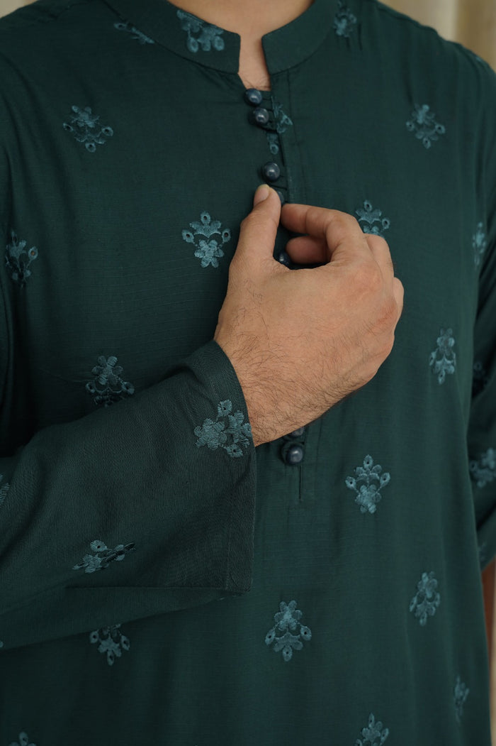 DARK GREEN EMBROIDED MEN'S KURTA