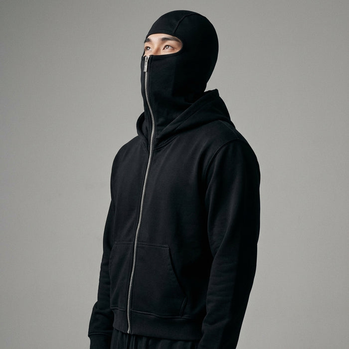 Black / M