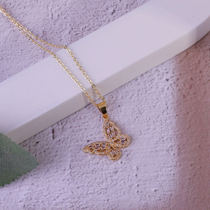 Necklace - Women's Inlaid Zircon Butterfly Necklace