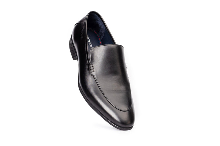 Onyx: Classic Black Slip-on