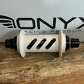 Onyx Hubs Cotm Snow White