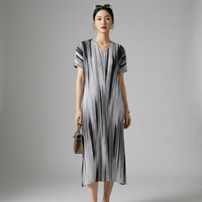 Robe plissée évasée col V grise - Mode coréenne femme - Taille One Size