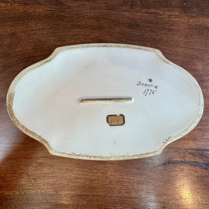 Sceaux 19th century Porcelain Dresser Box