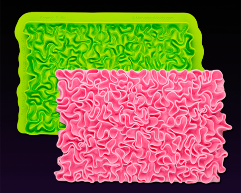 Scrunch Ruffle Silicone Cake Mold