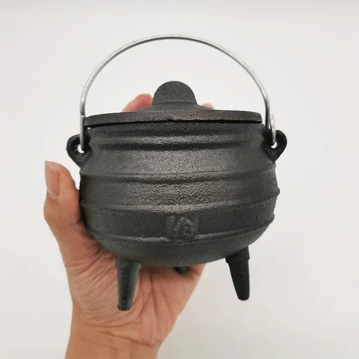 Small Cast Iron Cauldron, Potjie Pot, South Africa Cookware  350ml
