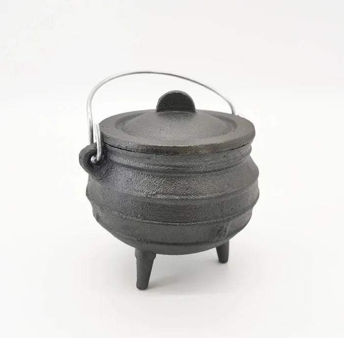 Small Cast Iron Cauldron, Potjie Pot, South Africa Cookware  350ml