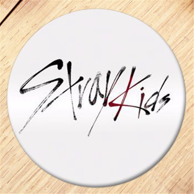 Pin's Stray Kids
