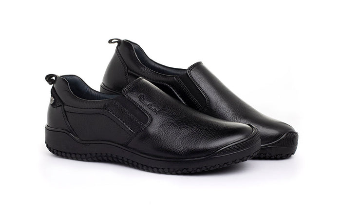 Stride Black Slip-on