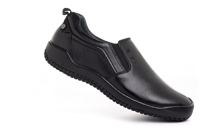 Stride Black Slip-on