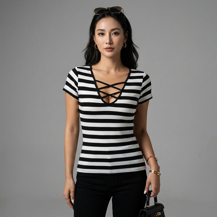 T-shirt rayé noir et blanc slim fit - Mode Coréenne - Taille S