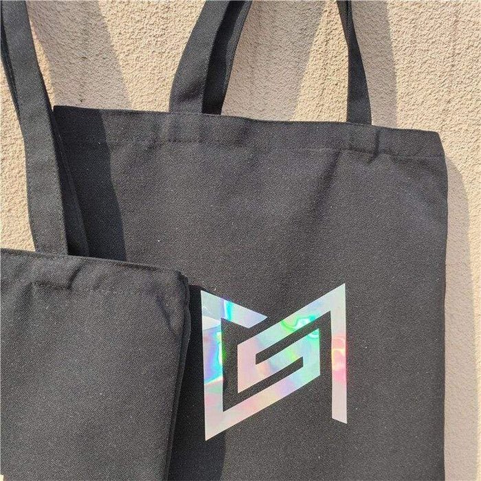 Super M Handbag
