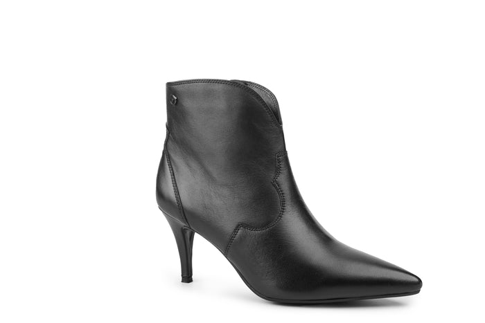 Wilde Black Stilleto Boot