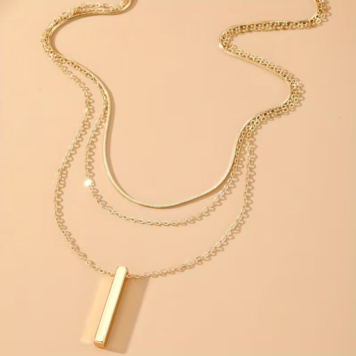Women's Layered Chain Necklace (Gold)